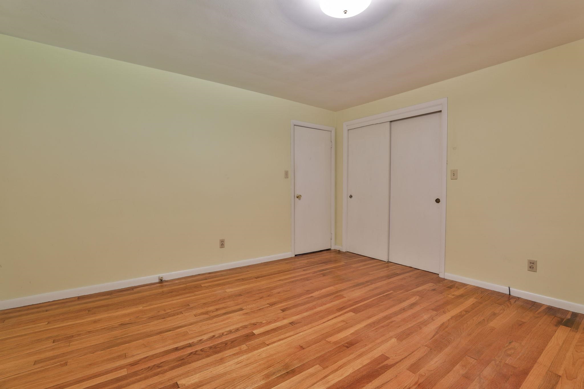 246 Huse Road Manchester, NH 03103 - Photo 27 of 41