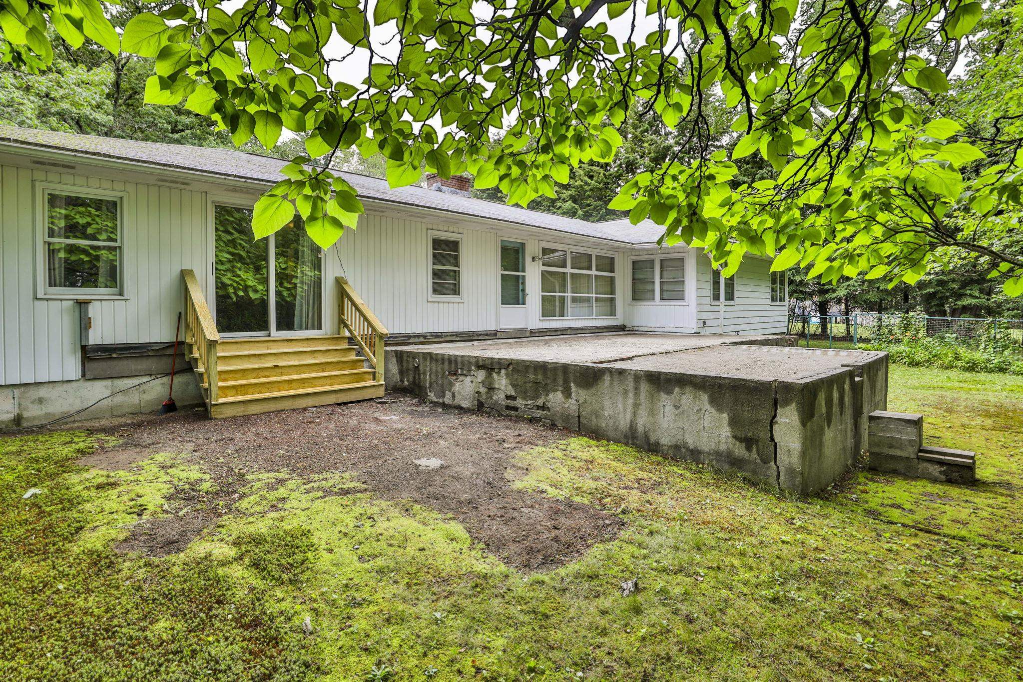 246 Huse Road Manchester, NH 03103 - Photo 36 of 41