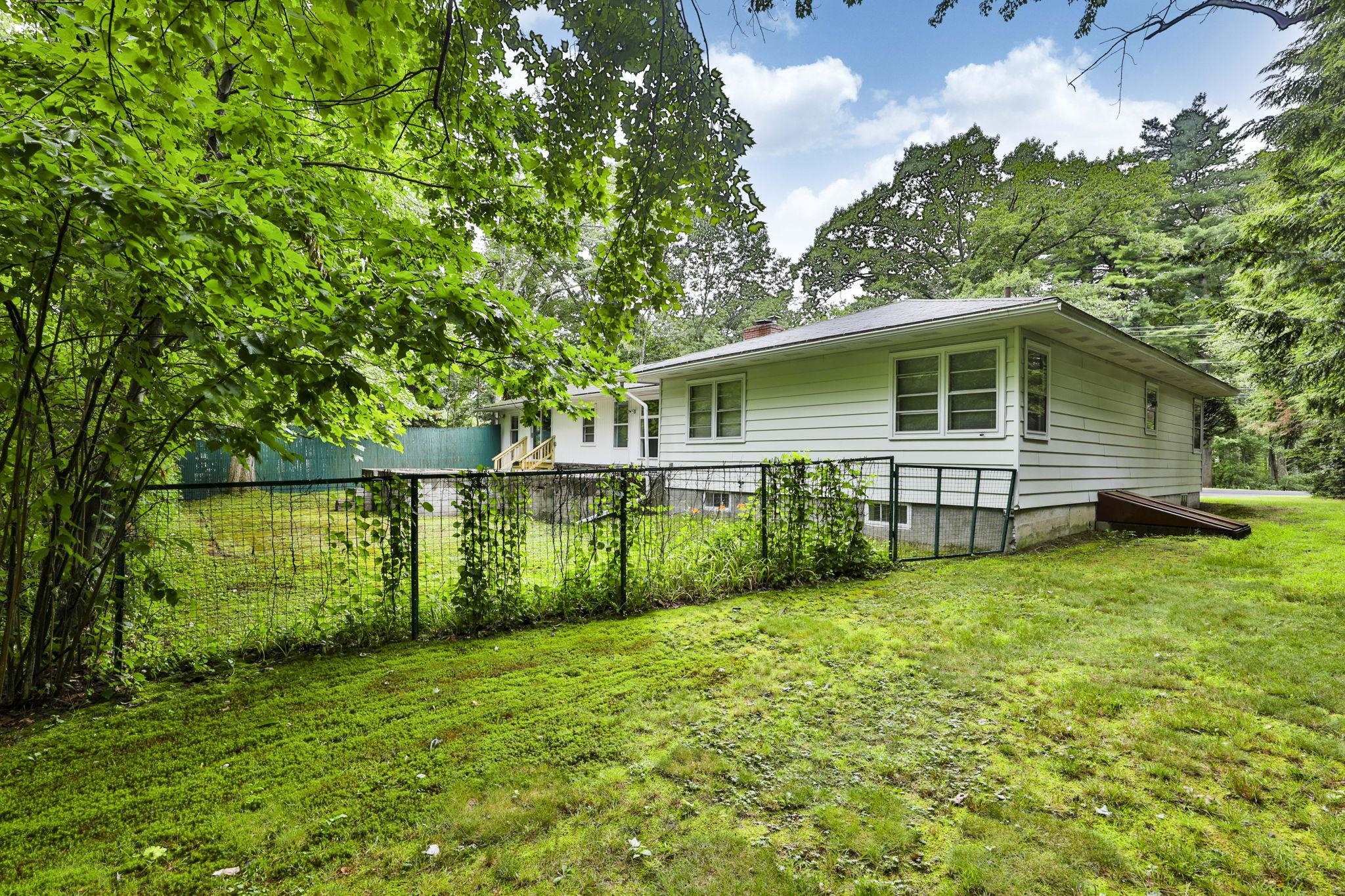 246 Huse Road Manchester, NH 03103 - Photo 39 of 41