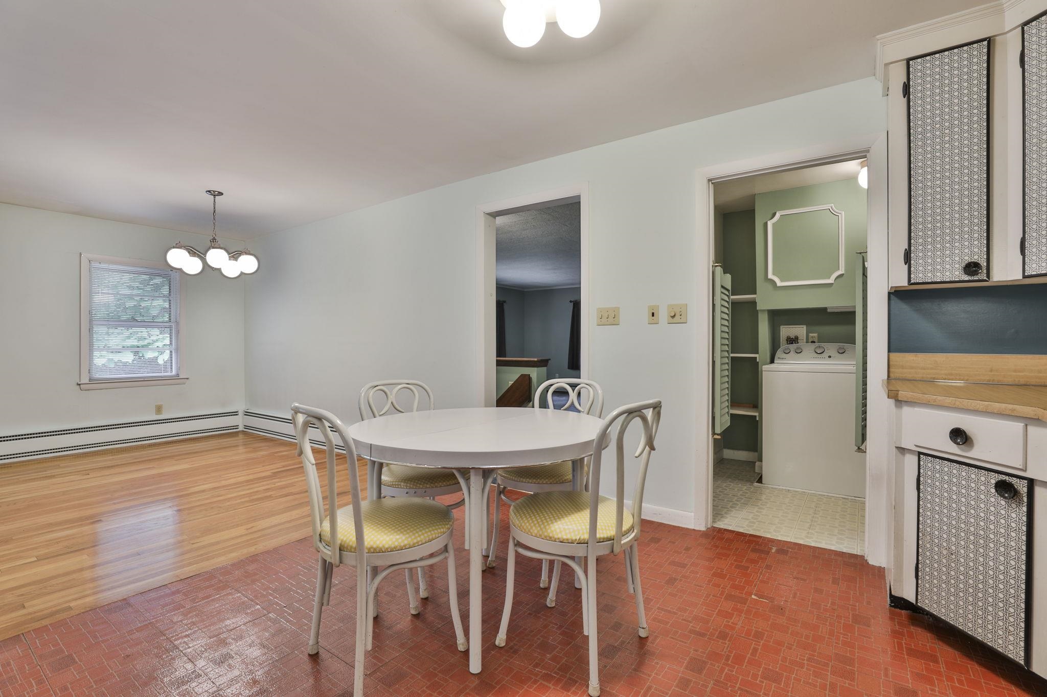 246 Huse Road Manchester, NH 03103 - Photo 9 of 41