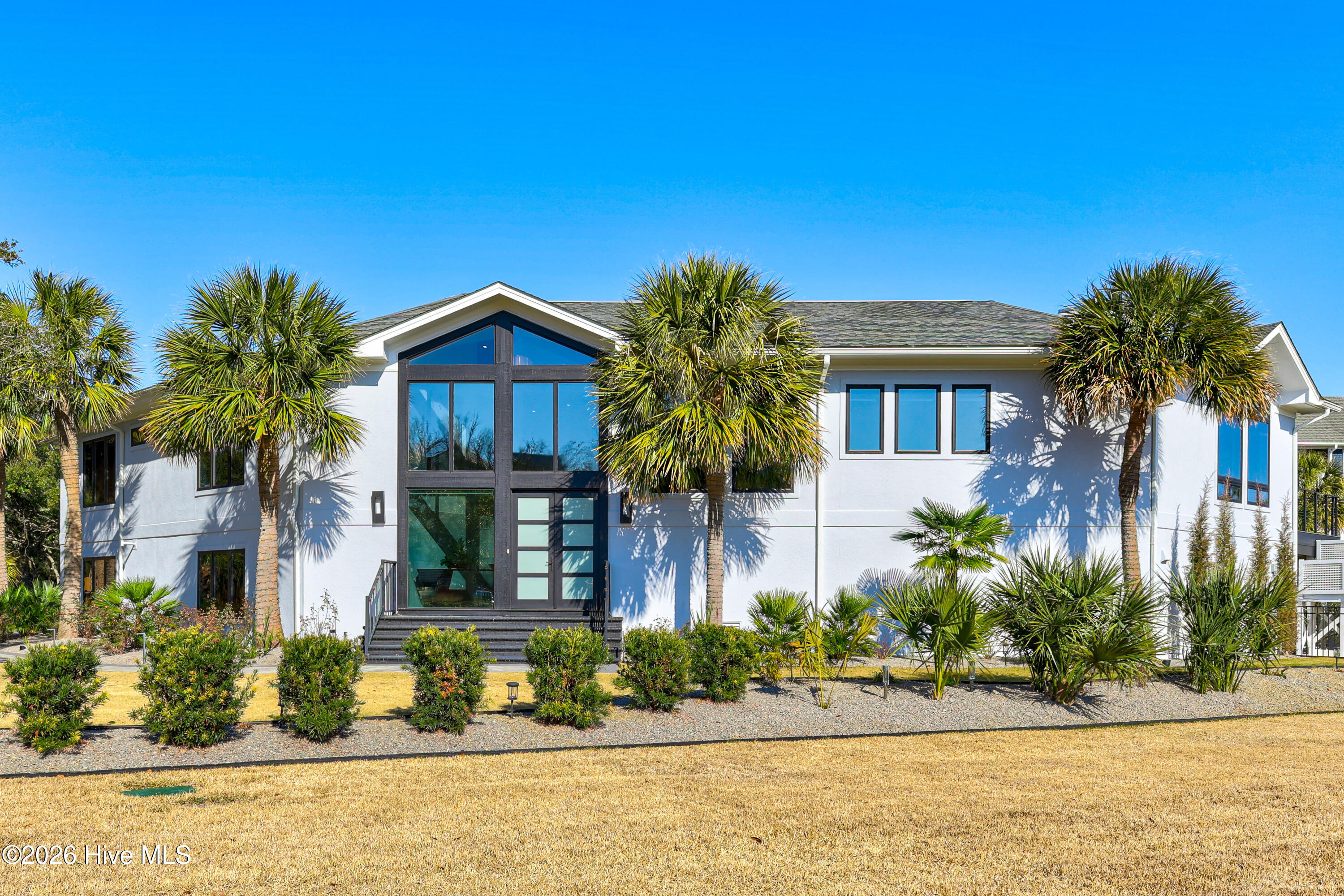 809 Inlet View Drive Wilmington, NC 28409 - Photo 1 of 77 Exterior front