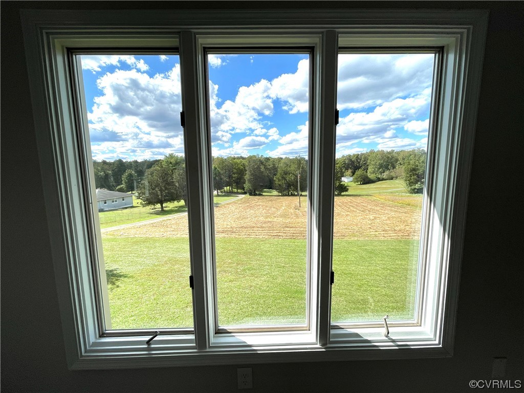 8627 Old Pond Road Quinton, VA 23141 - Photo 9 of 34 Gallery Image 9