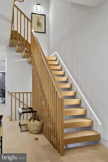 $2,500,000 | 1923 Manning Street, Philadelphia, PA 19103