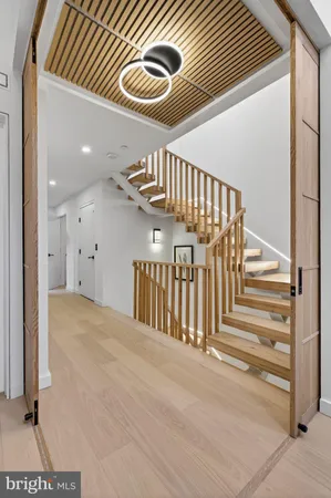 $2,500,000 | 1923 Manning Street, Philadelphia, PA 19103