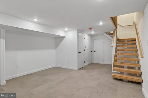 $2,500,000 | 1923 Manning Street, Philadelphia, PA 19103