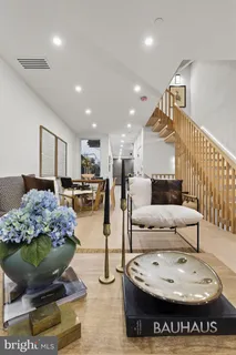 $2,500,000 | 1923 Manning Street, Philadelphia, PA 19103