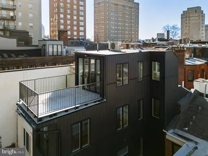 $2,500,000 | 1923 Manning Street, Philadelphia, PA 19103