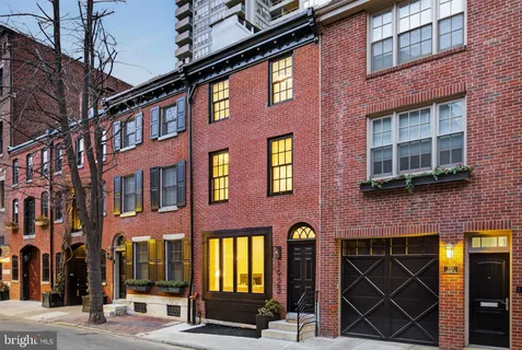 $2,500,000 | 1923 Manning Street, Philadelphia, PA 19103