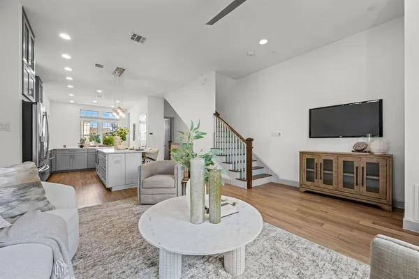 $739,000 | 3624 Dorothy Avenue, Dallas, TX 75209
