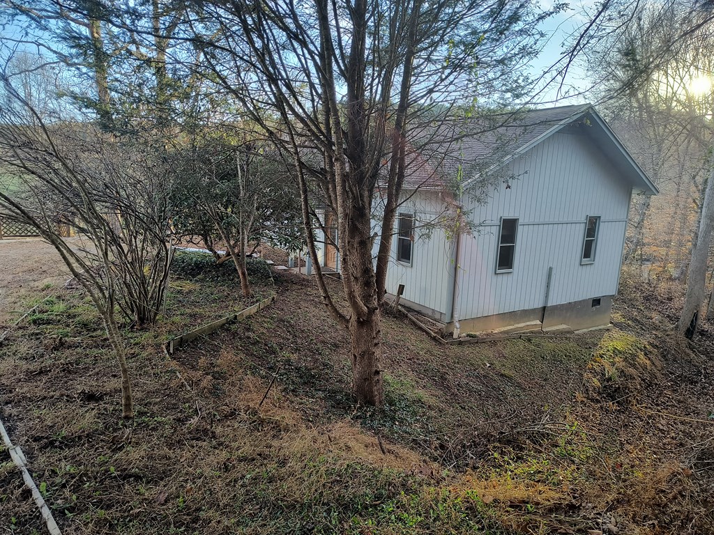 422 Evans Hollow Road Murphy, NC 28906 - Photo 24 of 34 a view of a house with a yard and tree