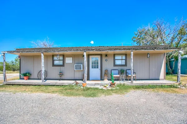 $96,000 | 19801 Highway 83, Paint Rock, TX 76866