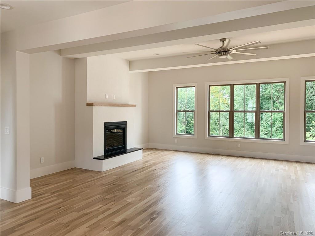 66 Players Ridge Road Hickory, NC 28601 - Photo 6 of 26 Gallery Image 6