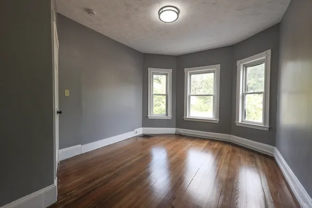 $3,350 | 181 Norfolk Street, Unit 2, Boston, MA 02124