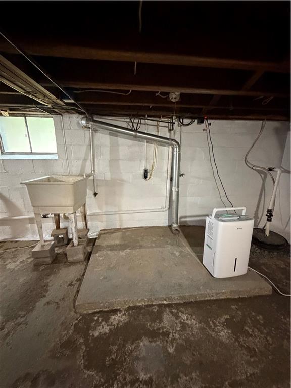 405 Washington Street Indiana, PA 15701 - Photo 16 of 22 Water Dryer Hook Up and Sink