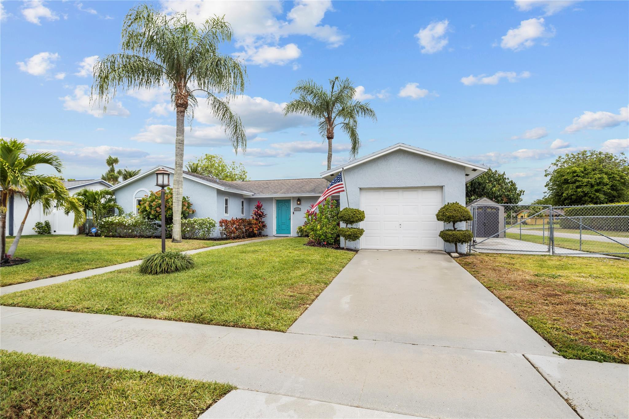 6579 Country Way Delray Beach, FL 33484 - Photo 1 of 23 Photo 1