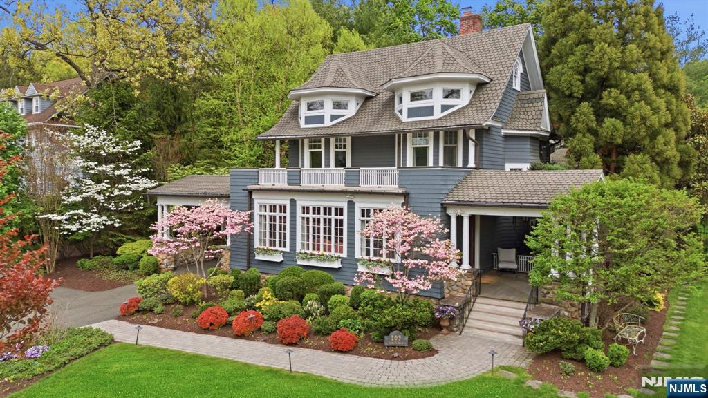 203 Heights Road Ridgewood, NJ 07450 - Photo 3 of 41 front view of a house with a yard