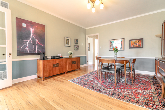 2140 Cedar Road Homewood, IL 60430 - Photo 7 of 25 a view of a dining room with furniture