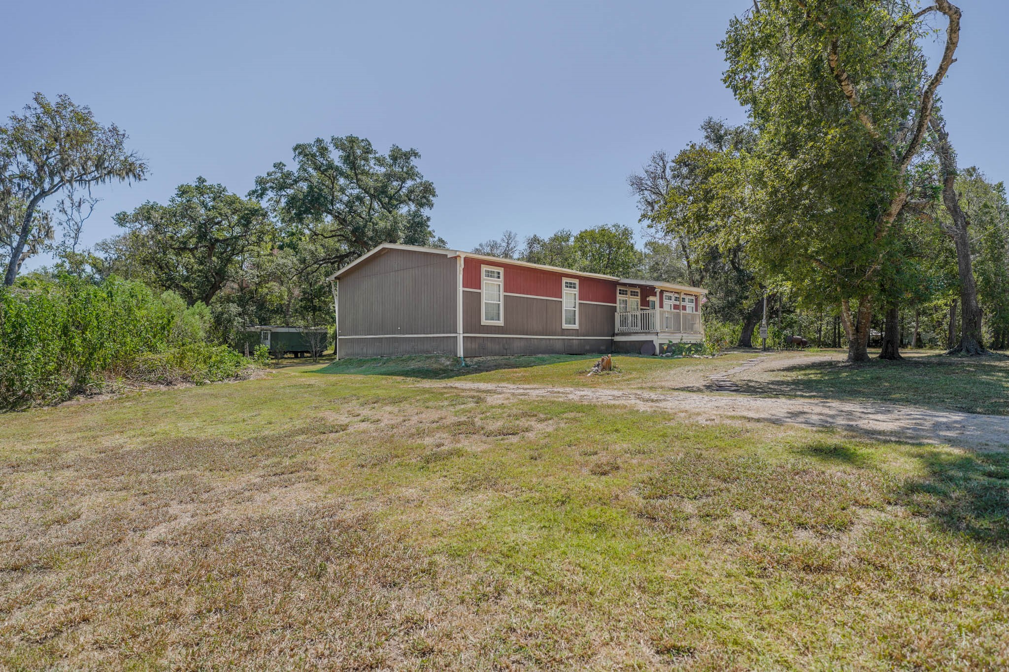 18227 Pin Oak Street Rosharon, TX 77583 - Photo 3 of 19 So secluded and private - Property nor home flooded during Harvey per sellers.