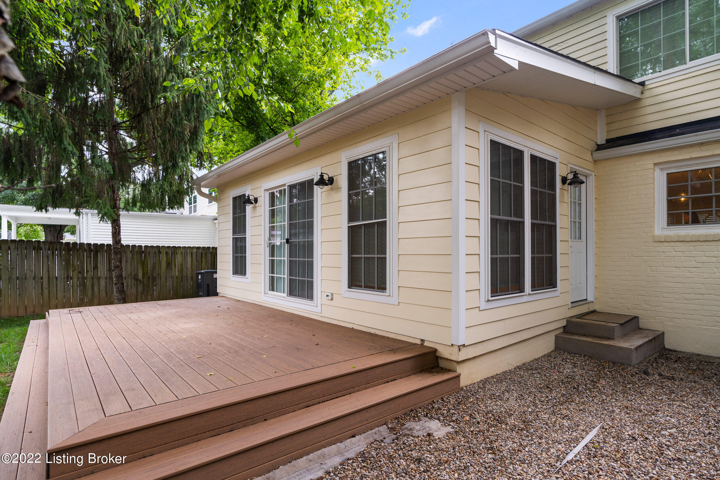 302 Oread Road Louisville, KY 40207 - Photo 4 of 11 302 Oread Road-13
