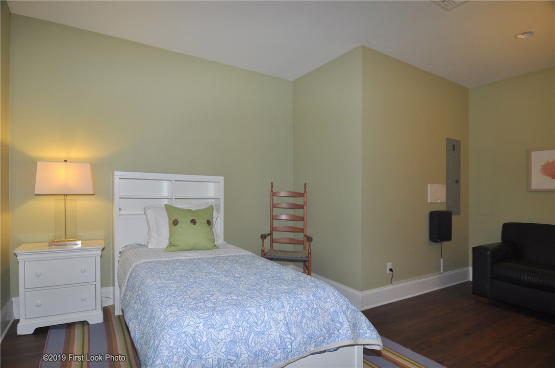 3250 Diamond Hill Road Cumberland, RI 02864 - Photo 33 of 40 Gallery Image 33
