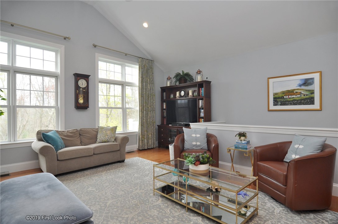 3250 Diamond Hill Road Cumberland, RI 02864 - Photo 10 of 40 Gallery Image 10