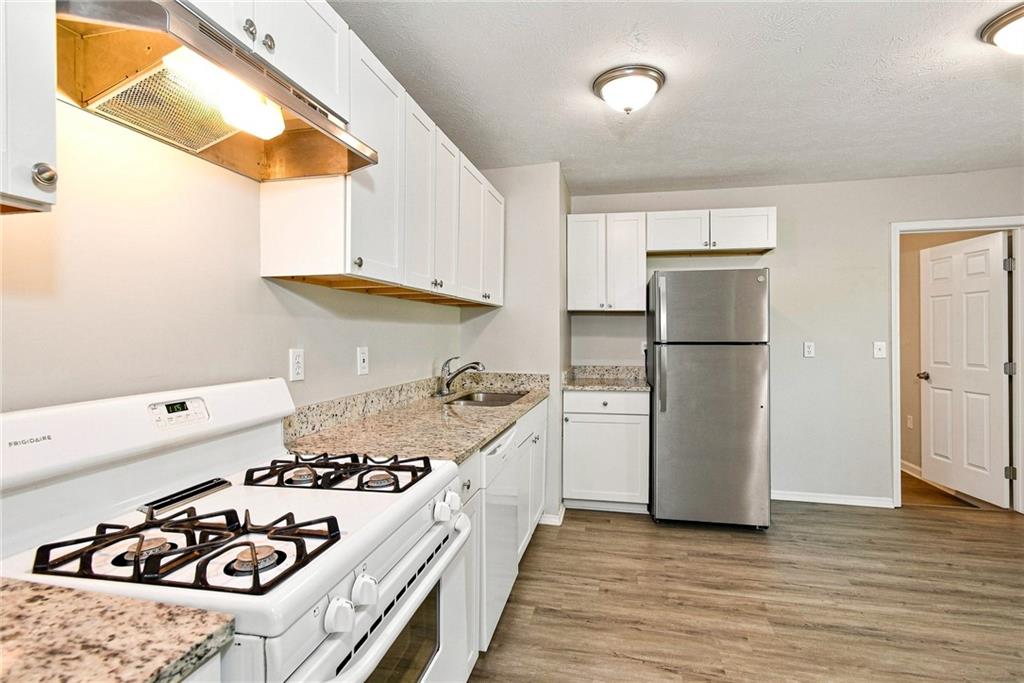 4174 Shiloh Ridge Trail Kennesaw, GA 30144 - Photo 3 of 16 Gallery Image 3