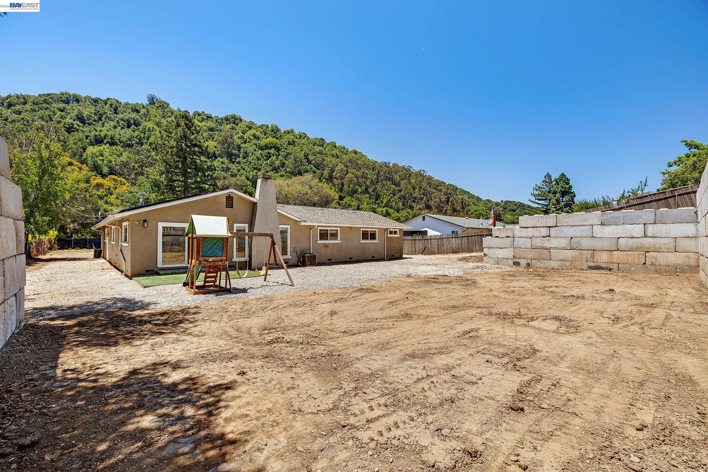 6344 Palo Verde Road Castro Valley, CA 94552 - Photo 9 of 56