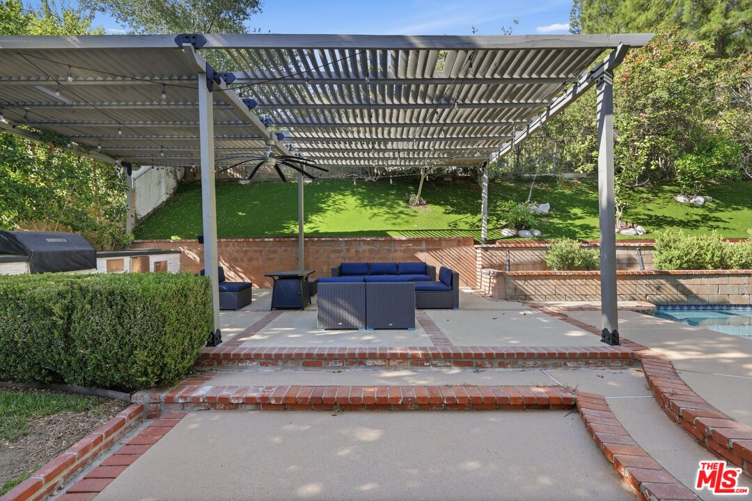 19041 Muirkirk Drive Porter Ranch, CA 91326 - Photo 15 of 33