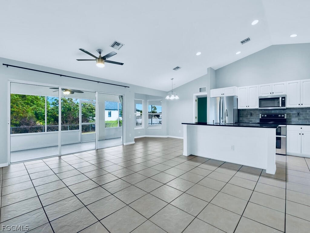 2602 15th Street Southwest Lehigh Acres, FL 33976 - Photo 4 of 22