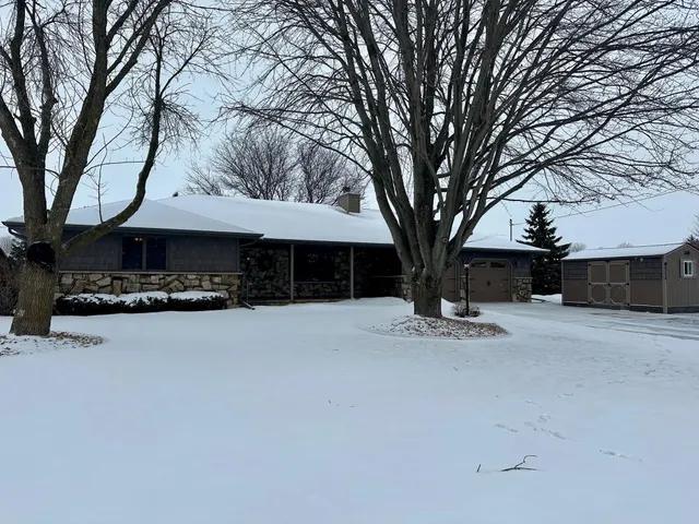 $470,000 | W6534 Manitowoc Road, Appleton, WI 54915