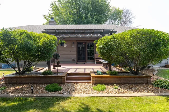 $470,000 | W6534 Manitowoc Road, Appleton, WI 54915