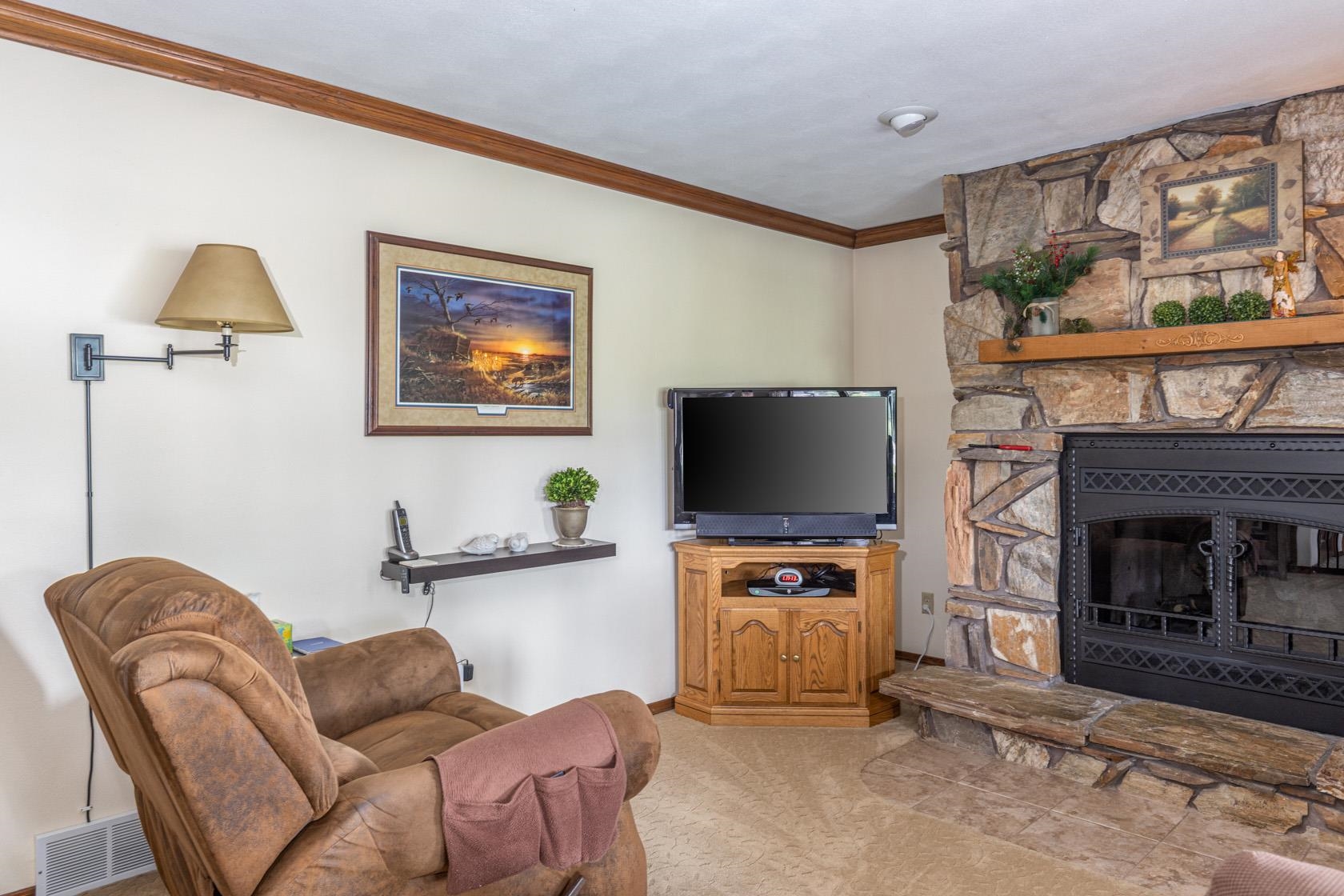 W6534 Manitowoc Road Appleton, WI 54915 - Photo 16 of 50