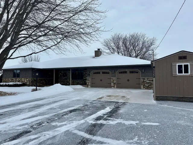 $470,000 | W6534 Manitowoc Road, Appleton, WI 54915
