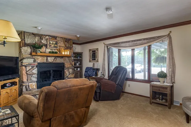 $470,000 | W6534 Manitowoc Road, Appleton, WI 54915