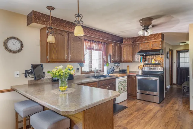 $470,000 | W6534 Manitowoc Road, Appleton, WI 54915