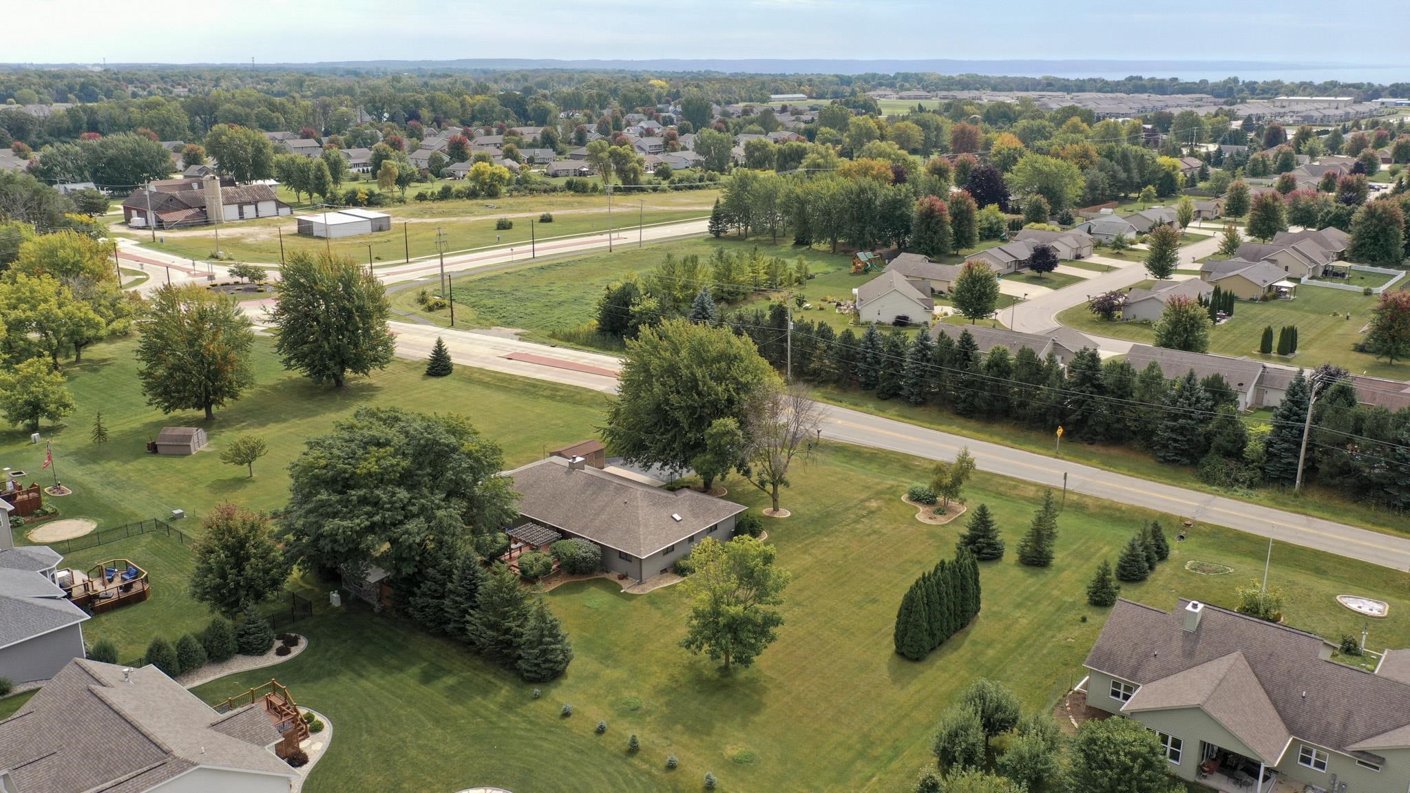 W6534 Manitowoc Road Appleton, WI 54915 - Photo 4 of 50