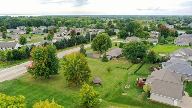 $470,000 | W6534 Manitowoc Road, Appleton, WI 54915