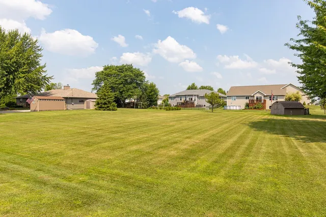 $470,000 | W6534 Manitowoc Road, Appleton, WI 54915