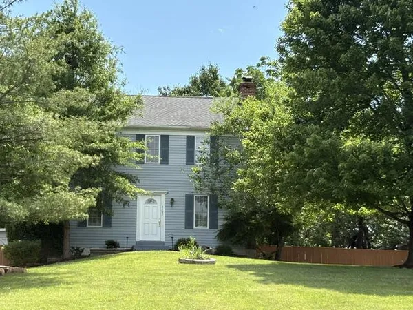$3,500 | 4305 Pleasant Valley Road, Chantilly, VA 20151