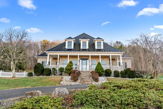 $699,900 | 165 Century Court, Wytheville, VA 24382