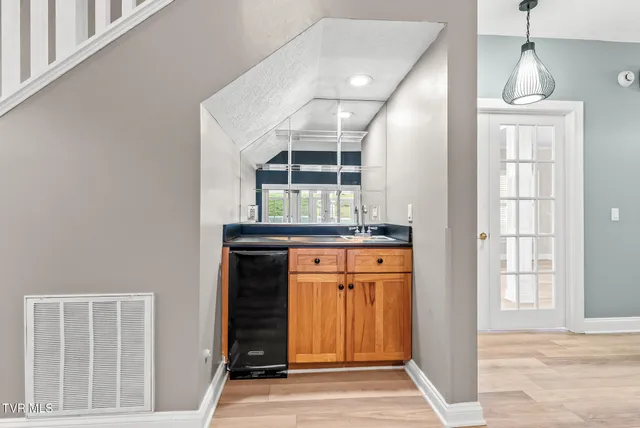 $699,900 | 165 Century Court, Wytheville, VA 24382