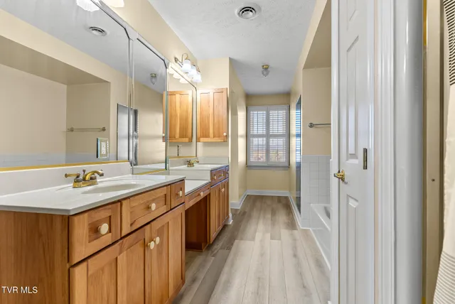 $699,900 | 165 Century Court, Wytheville, VA 24382