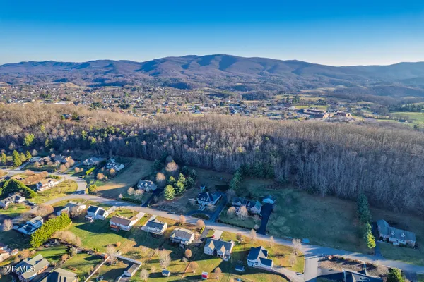 $699,900 | 165 Century Court, Wytheville, VA 24382