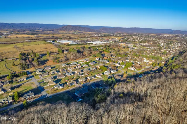 $699,900 | 165 Century Court, Wytheville, VA 24382