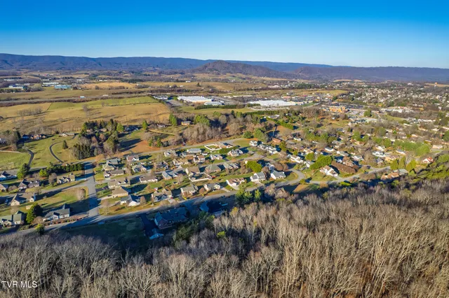 $699,900 | 165 Century Court, Wytheville, VA 24382