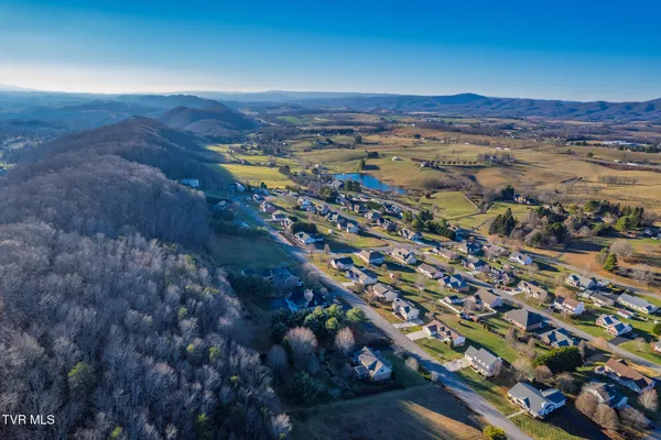 $699,900 | 165 Century Court, Wytheville, VA 24382