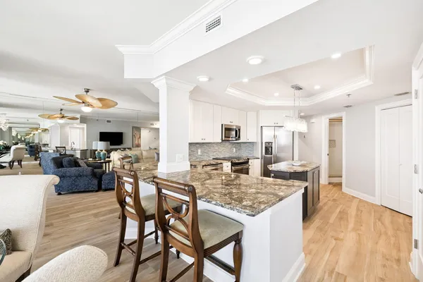 $925,000 | 110 Gulf Shore Drive, Unit 427, Destin, FL 32541