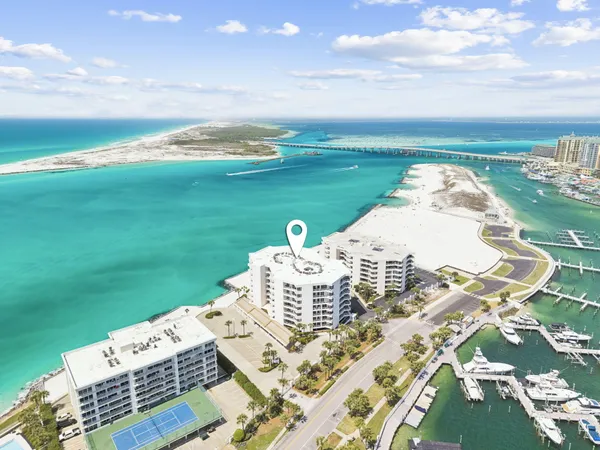 $925,000 | 110 Gulf Shore Drive, Unit 427, Destin, FL 32541
