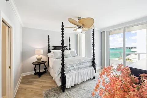 $925,000 | 110 Gulf Shore Drive, Unit 427, Destin, FL 32541