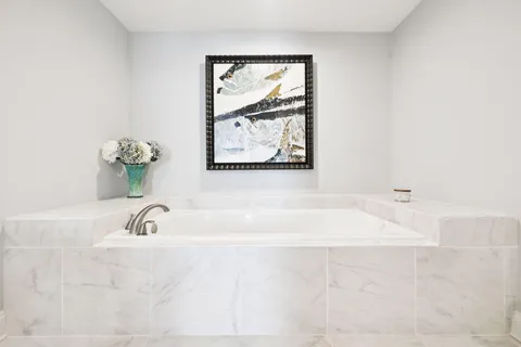 $925,000 | 110 Gulf Shore Drive, Unit 427, Destin, FL 32541